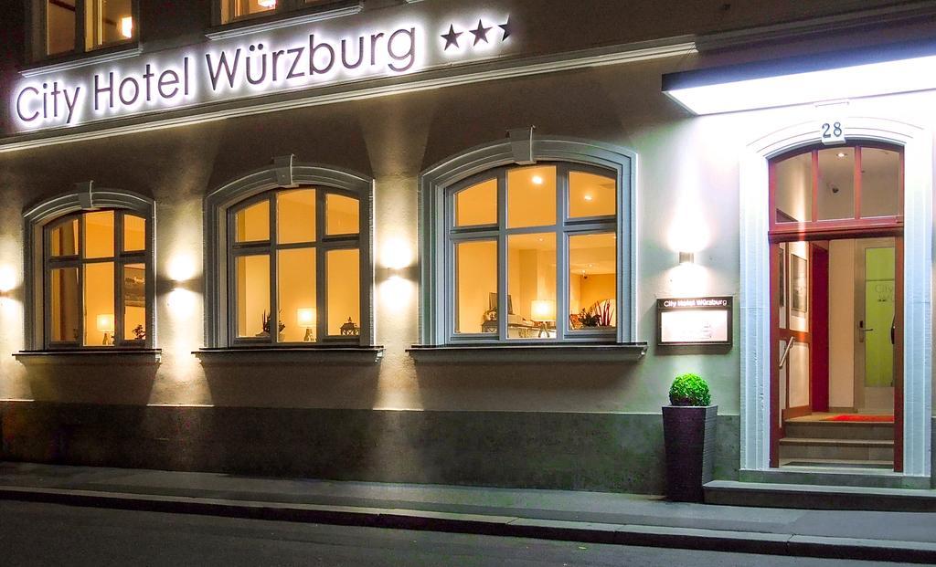 City Hotel Wurtzbourg Extérieur photo